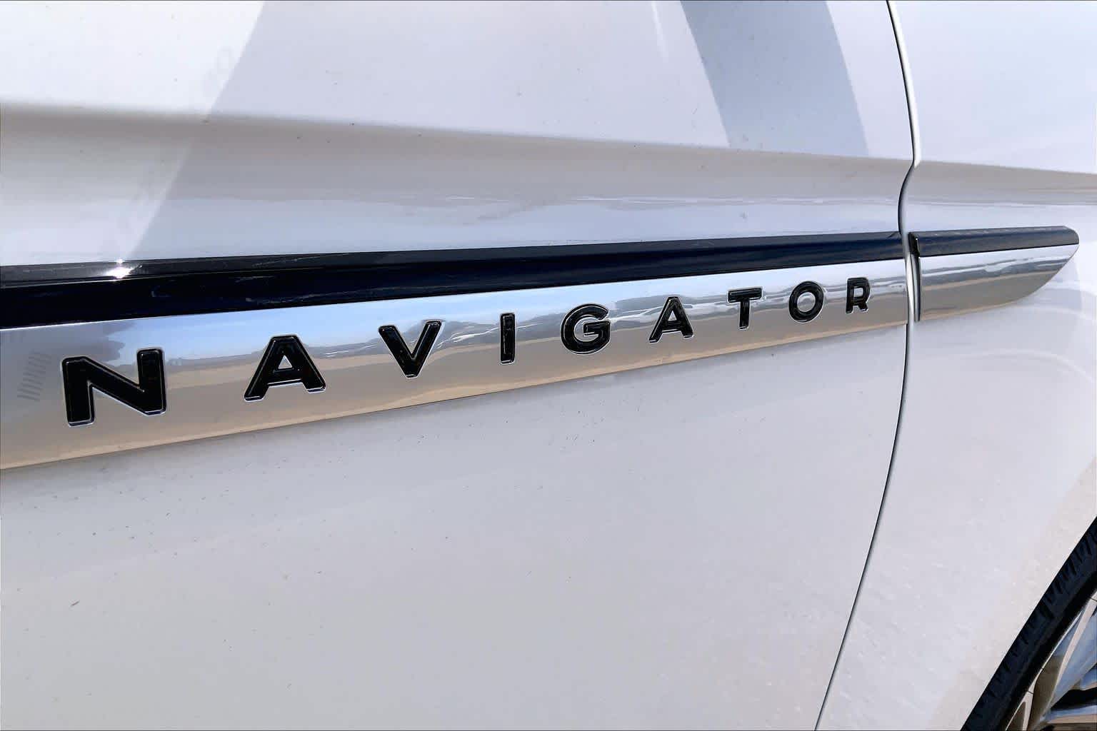 2026 Lincoln Navigator Reserve L - Photo 15