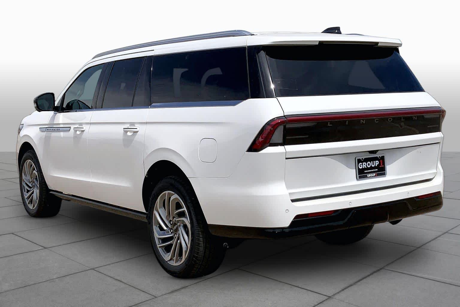 2026 Lincoln Navigator Reserve L - Photo 12