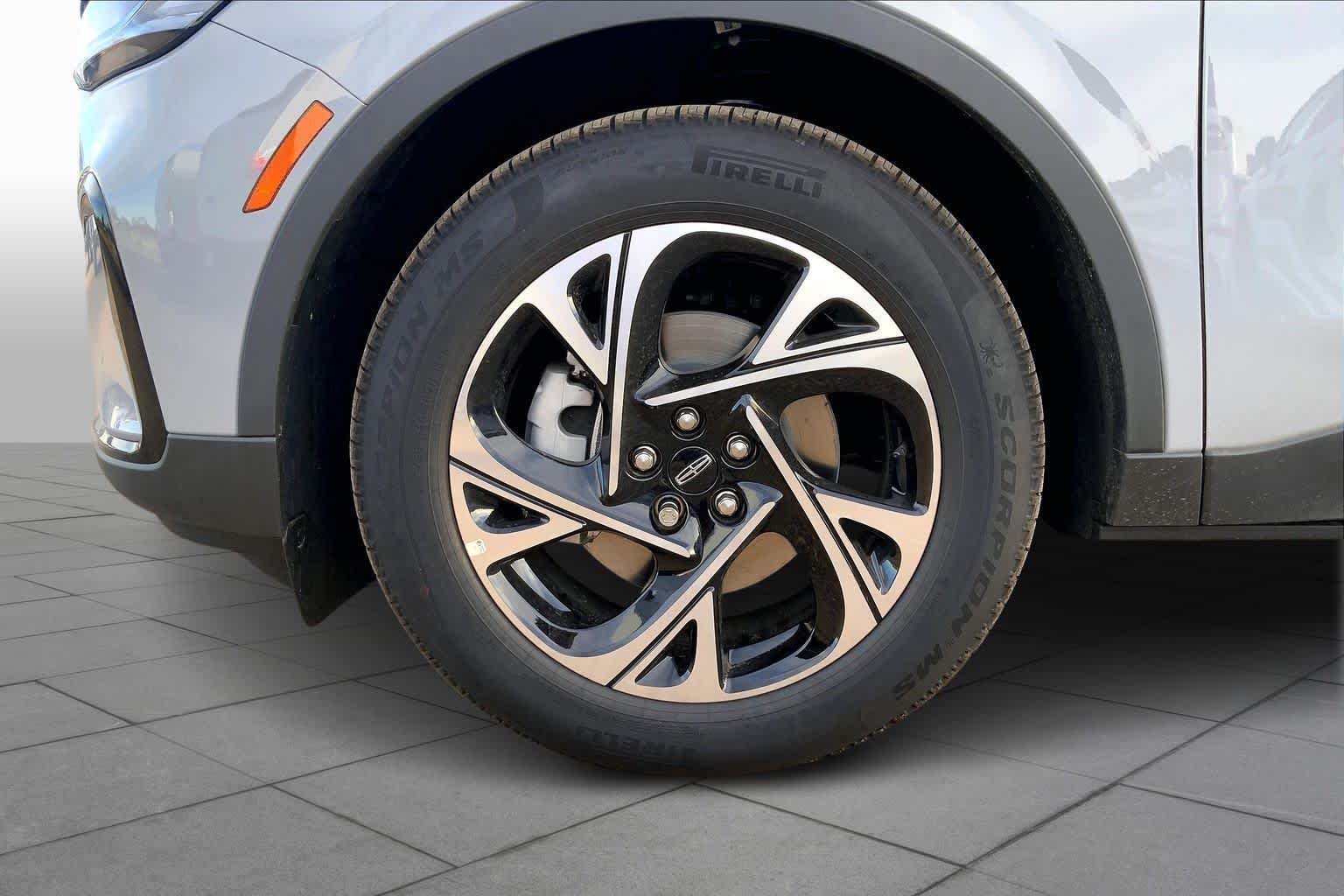 2026 Lincoln Nautilus Premiere - Photo 11