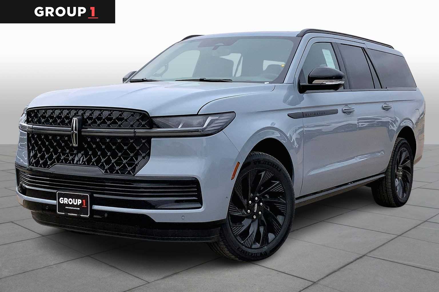 2025 Lincoln Navigator Reserve L's photo