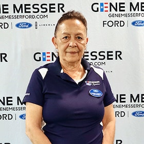 Staff member Sandra Cisneros from ID_870a02a7be88