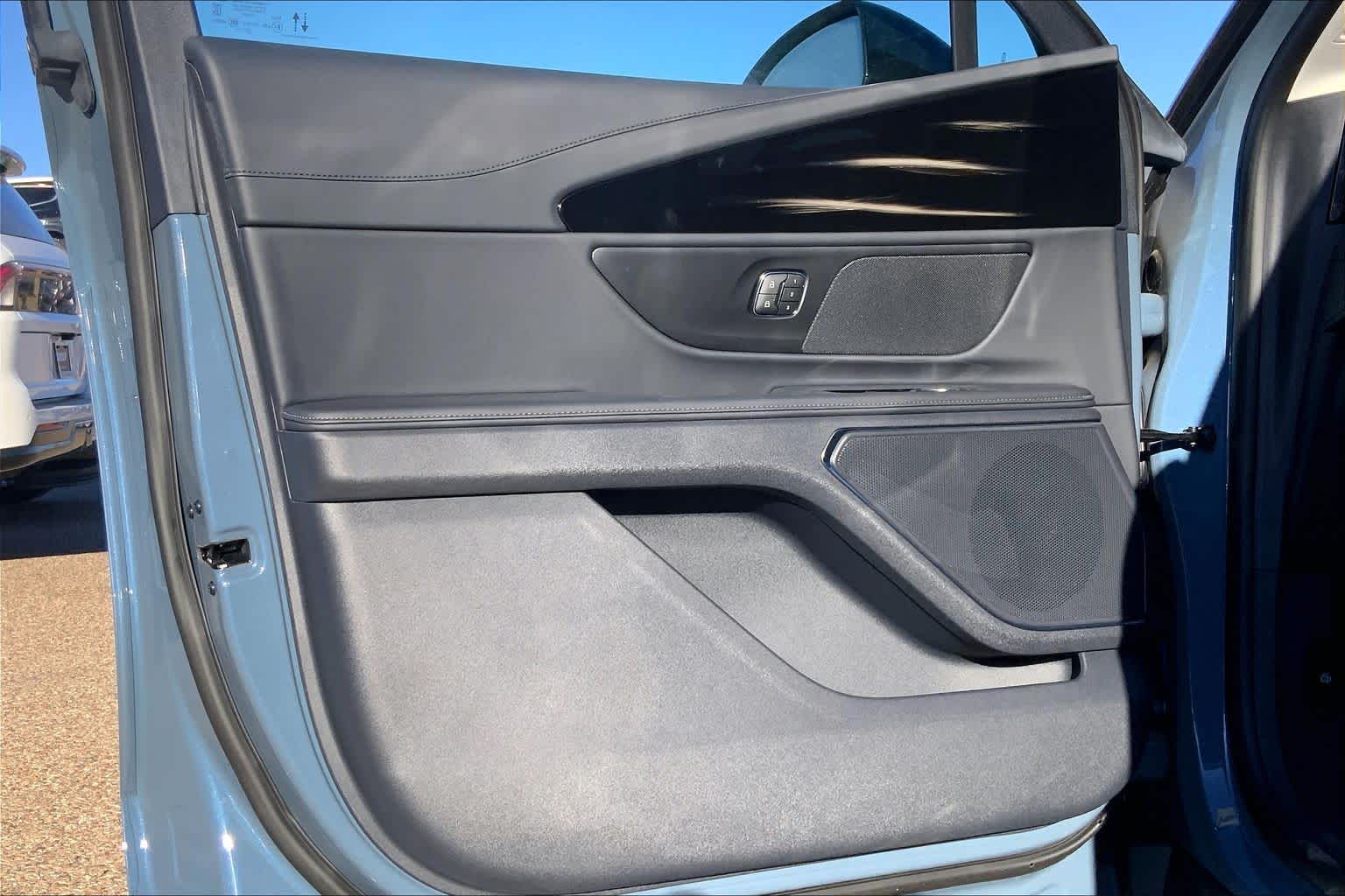 2026 Lincoln Nautilus Premiere - Photo 10