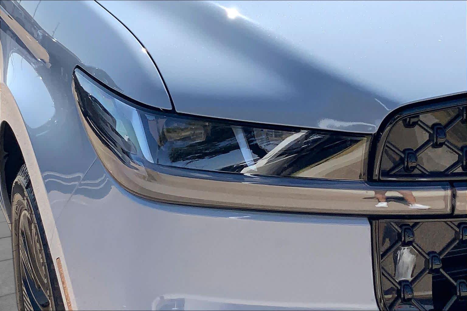 2026 Lincoln Navigator Reserve - Photo 13