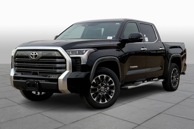 2023 Toyota Tundra Limited's photo