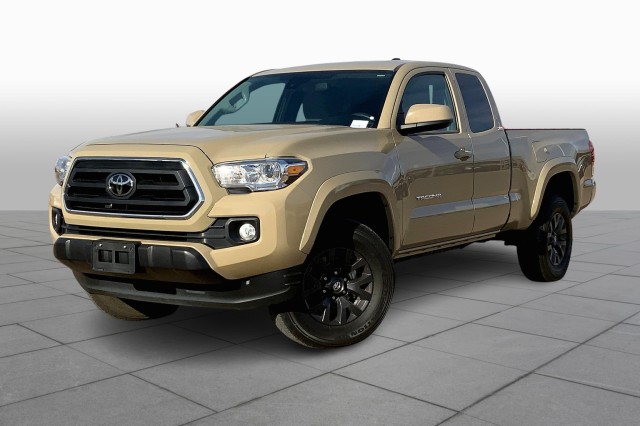 2020 Toyota Tacoma SR5's photo