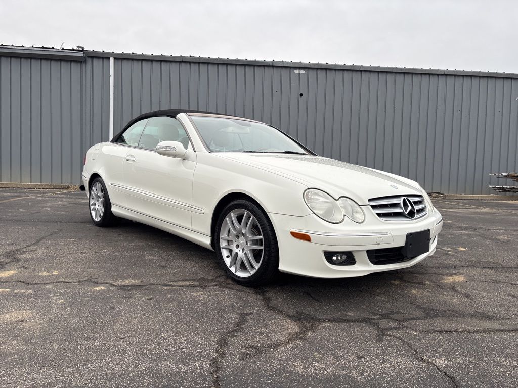 2009 Mercedes-Benz CLK-Class CLK350's photo