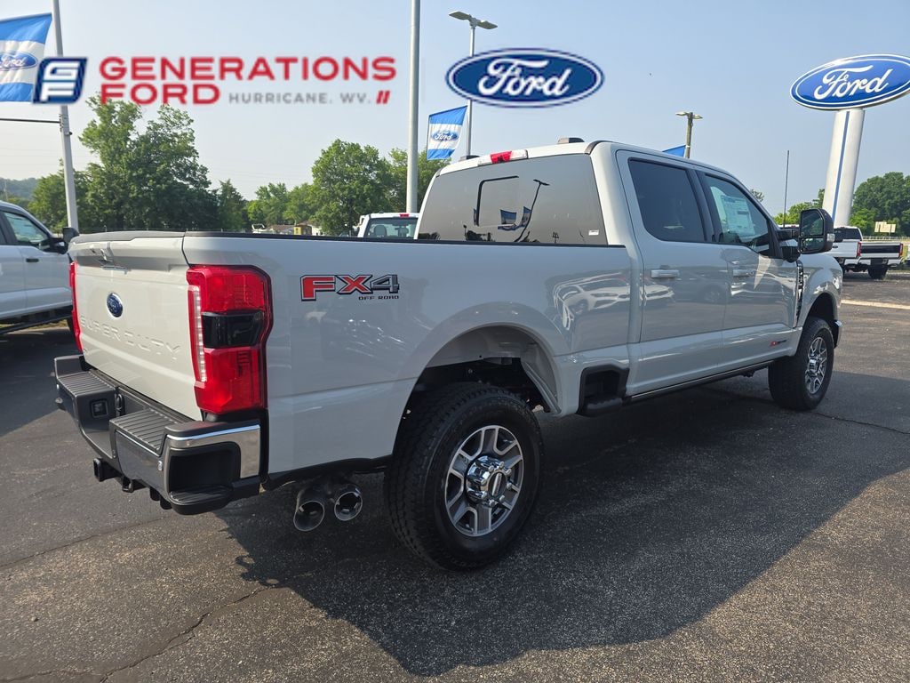 New 2025 Ford F-250SD Lariat Truck