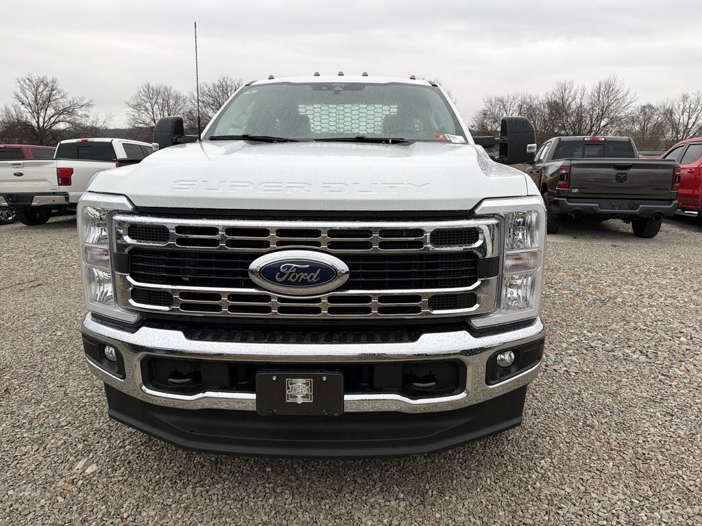 2025 Ford F-350 Base's photo