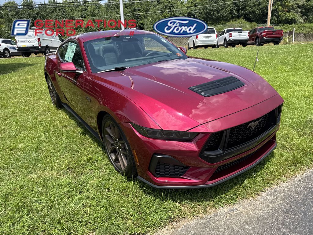 2025 Ford Mustang GT Premium photo 3