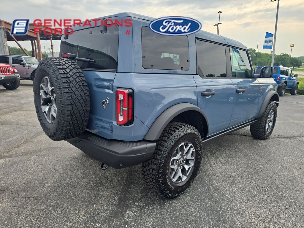 2025 Ford Bronco Badlands photo 4