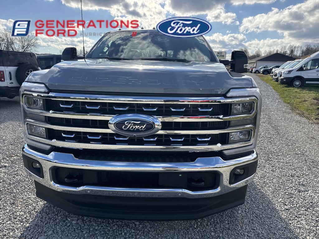 2026 Ford F-250 photo 2