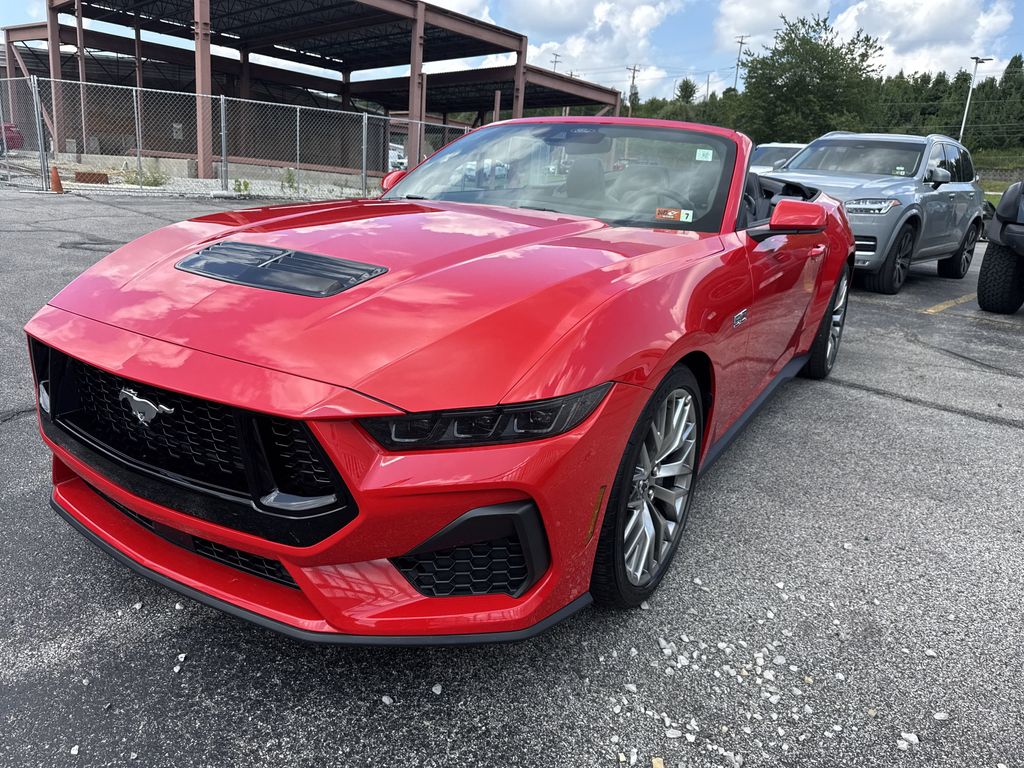 2025 Ford Mustang Convertible 