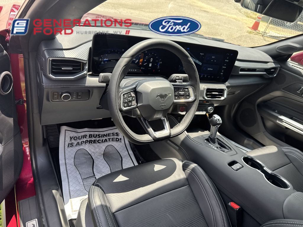2025 Ford Mustang GT Premium Fastback - Photo 14