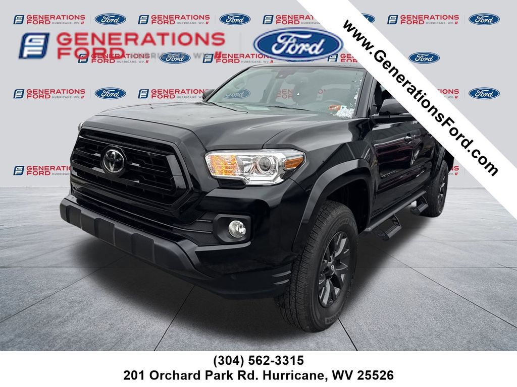 2023 Toyota Tacoma SR5's photo