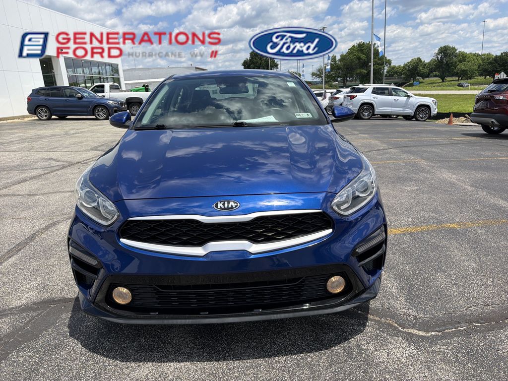 Used 2021 Kia Forte LXS with VIN 3KPF24AD5ME318500 for sale in Hurricane, WV