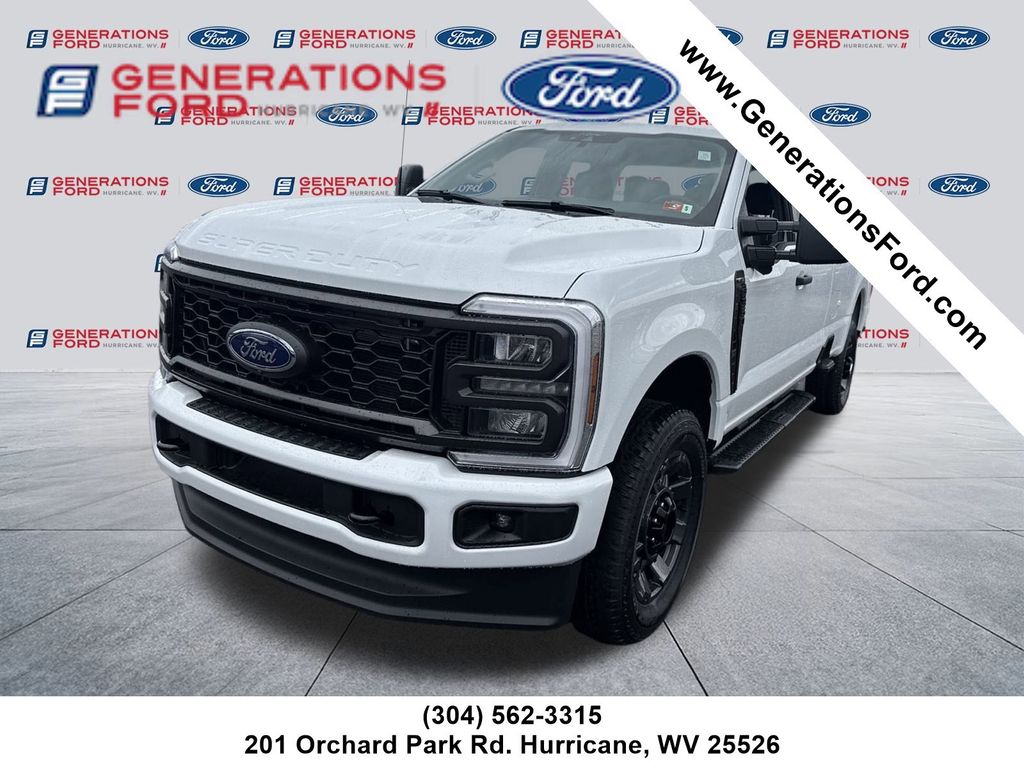 2025 Ford F-350 Super Duty XL's photo