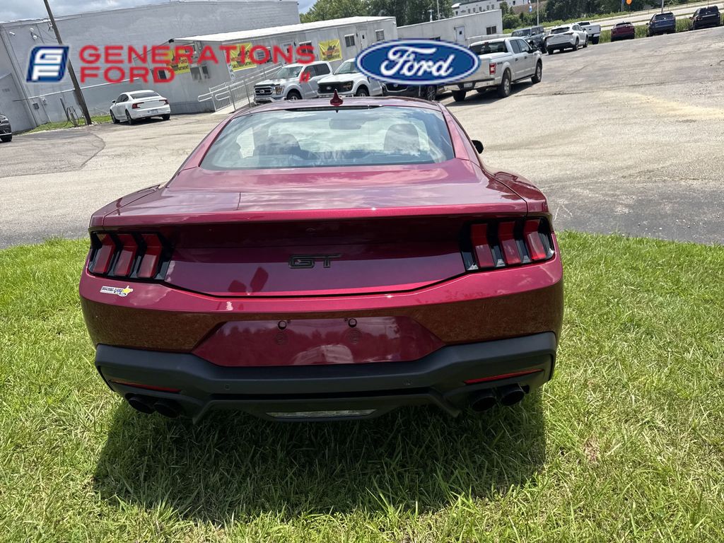 2025 Ford Mustang GT Premium Fastback - Photo 8