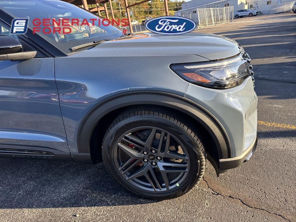 New 2026 Ford Explorer ST SUV