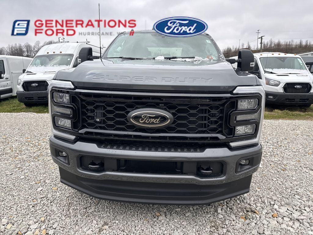 2026 Ford F-250 photo 2