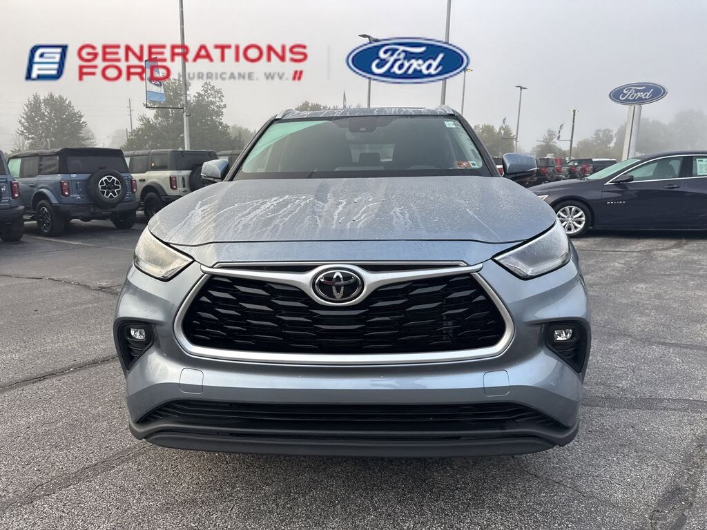 Used 2022 Toyota Highlander XLE SUV