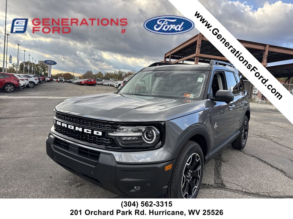 2025 Ford Bronco Sport Outer Banks's photo