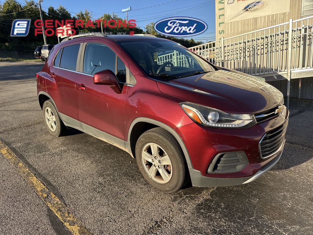 2017 Chevrolet Trax LT photo 3