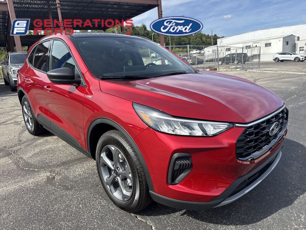 2025 Ford Escape ST-Line photo 3