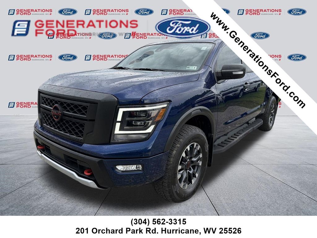 2024 Nissan Titan PRO-4X 4X4 Crew Cab's photo