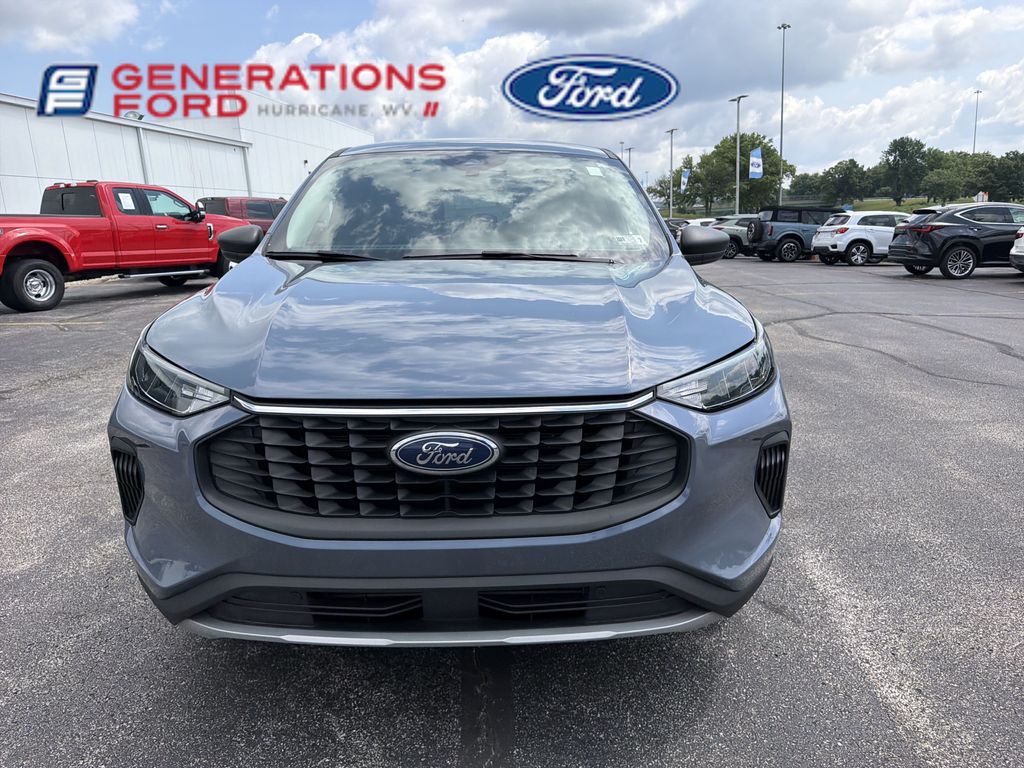 Used 2024 Ford Escape Active with VIN 1FMCU9GN1RUA36983 for sale in Hurricane, WV