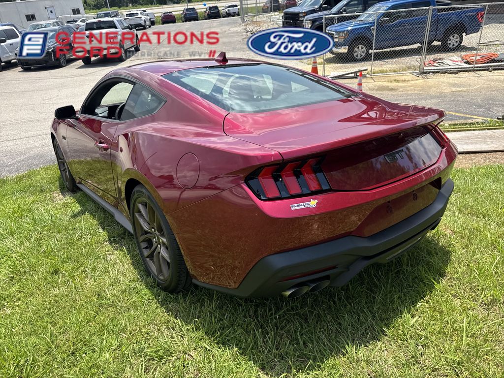 2025 Ford Mustang GT Premium Fastback - Photo 9