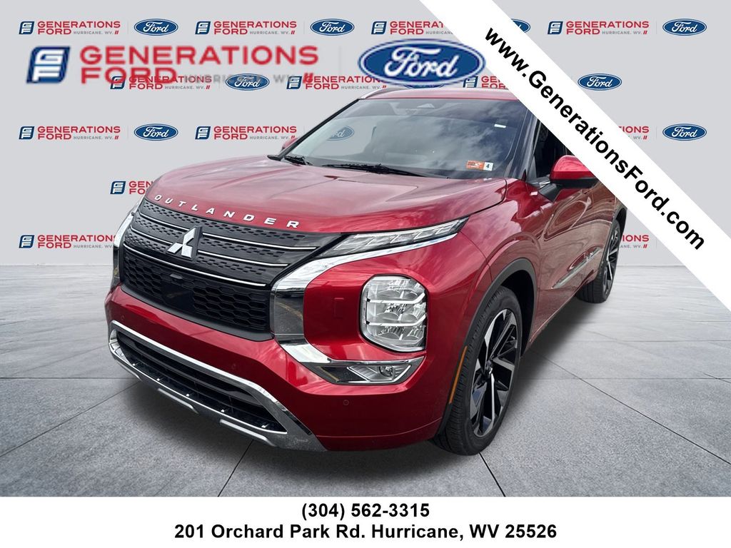 2022 Mitsubishi Outlander SEL Special Edition's photo