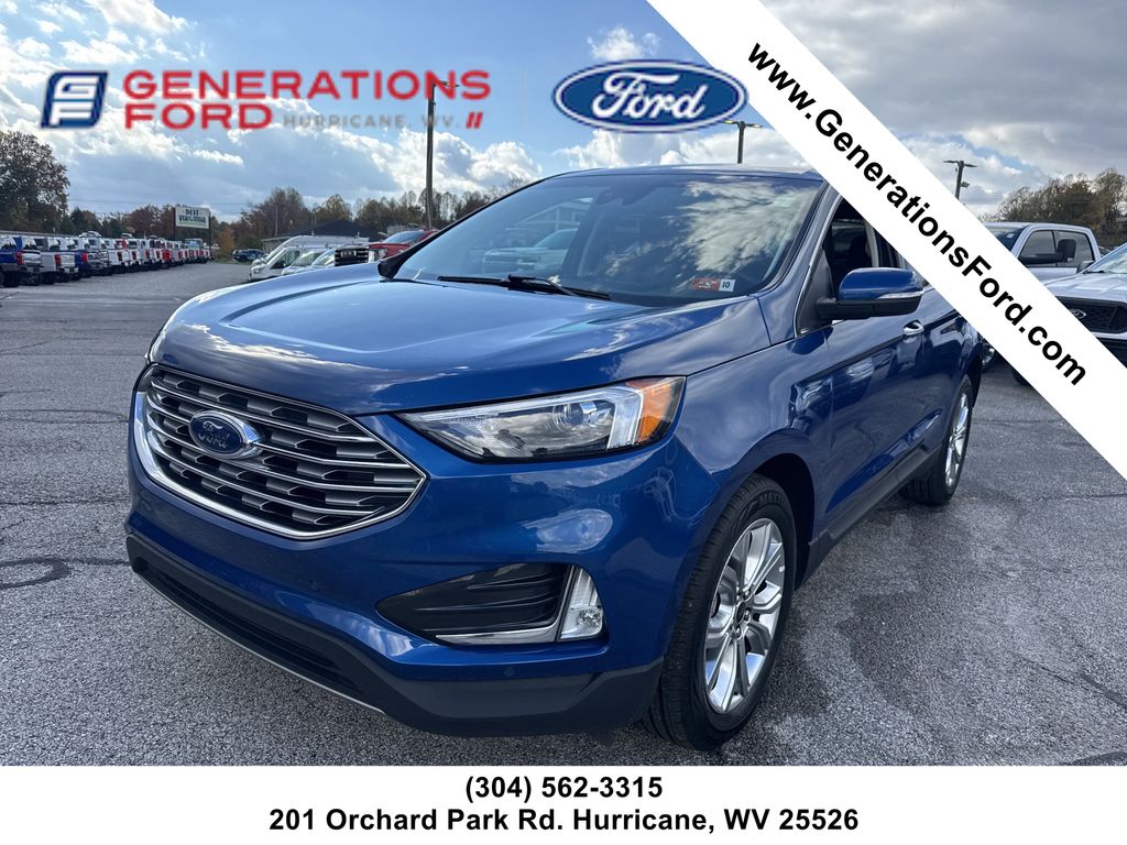 2024 Ford Edge Titanium's photo