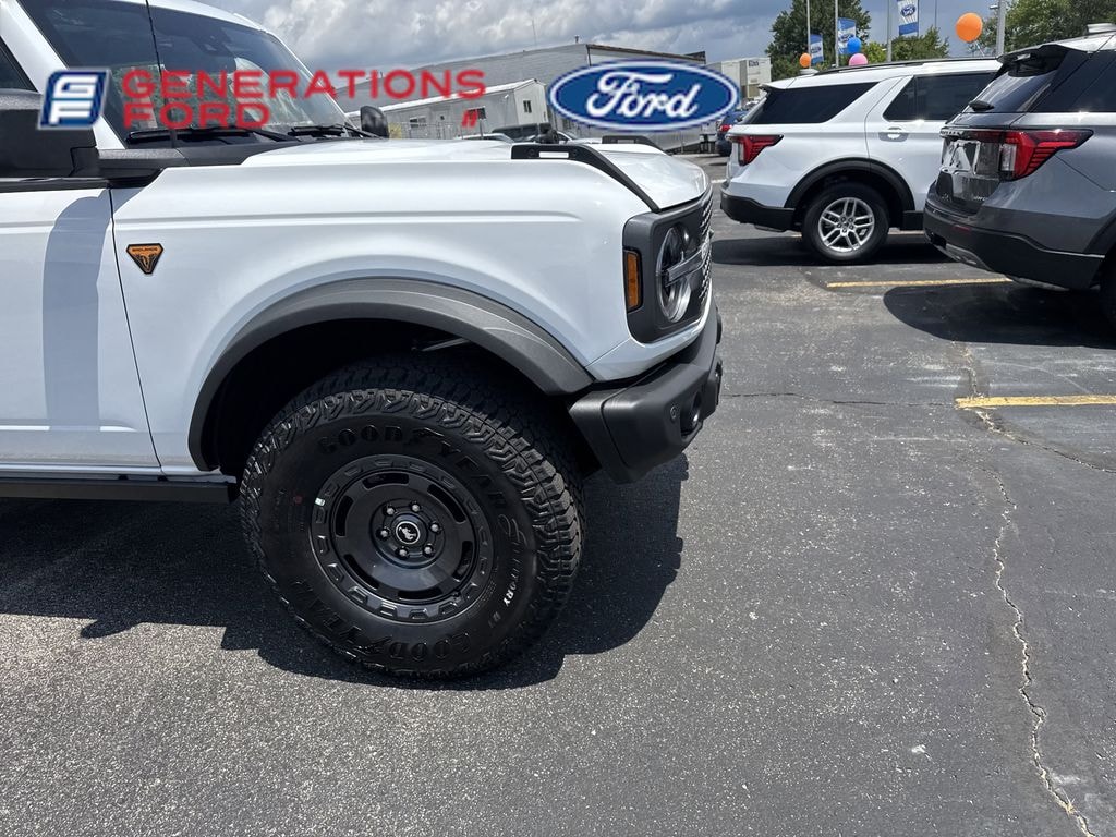 New 2025 Ford Bronco Badlands SUV