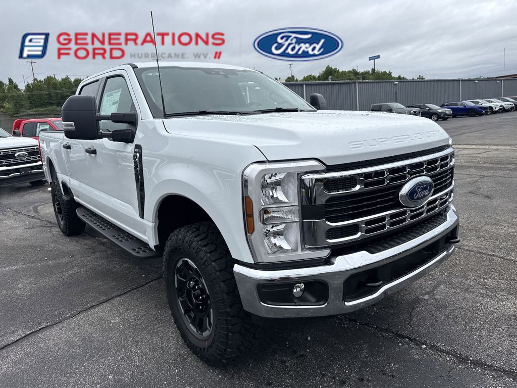 2025 Ford F-350 photo 3