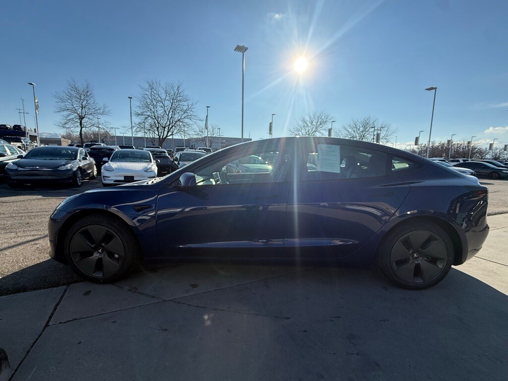 2023 Tesla Model 3 photo 4