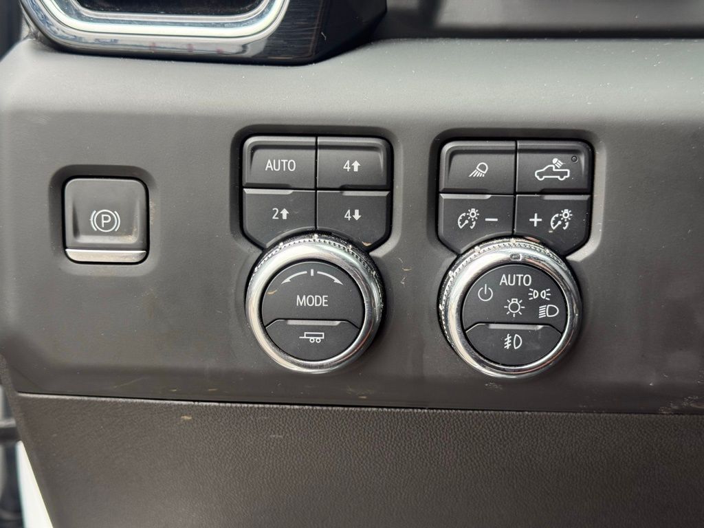 2024 GMC Sierra 2500HD Denali Ultimate - Photo 17