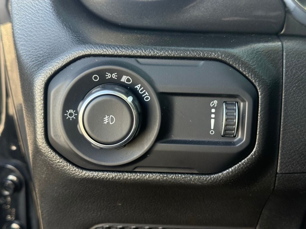 2023 Jeep Wrangler 4-Door Rubicon 392 - Photo 16