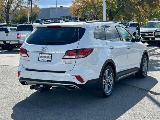 2017 Hyundai Santa Fe Limited Ultimate photo 2