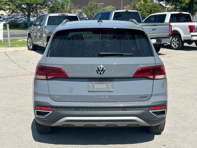 2023 Volkswagen Taos SEL photo 4
