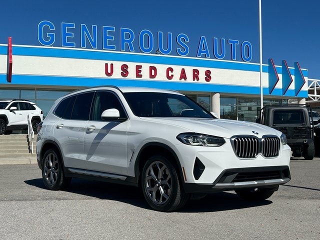 2022 BMW X3 30i's photo