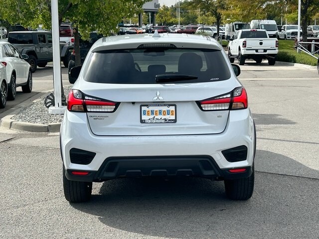 2024 Mitsubishi Outlander Sport ES LE SE photo 3