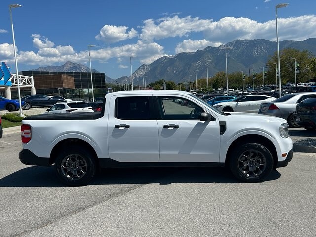 2024 Ford Maverick XLT photo 2