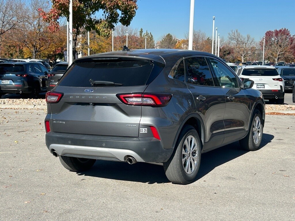 2024 Ford Escape Active photo 2