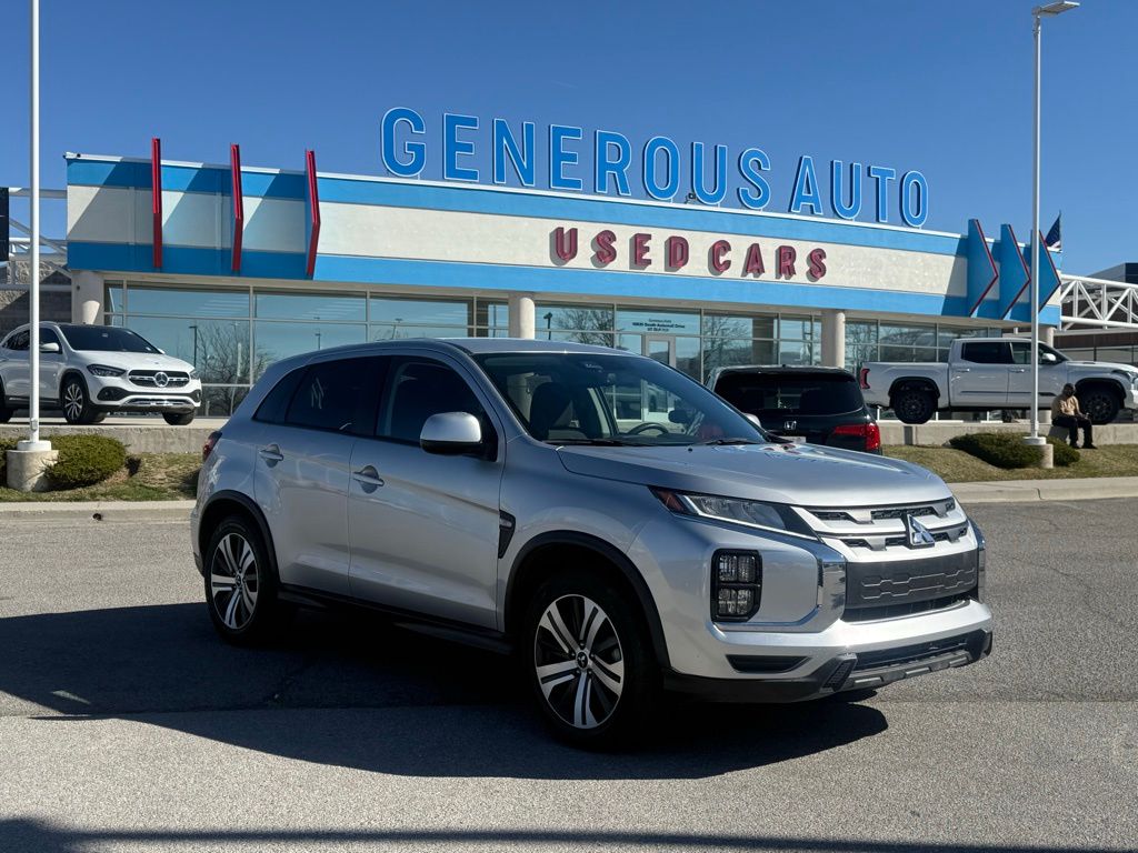 2024 Mitsubishi Outlander Sport 2.0 ES AWC CVT's photo
