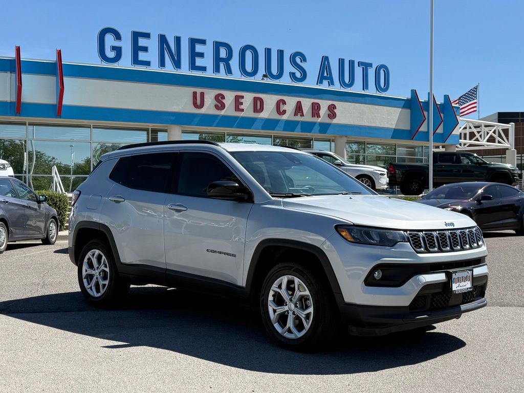 2024 Jeep Compass Latitude 4X4's photo