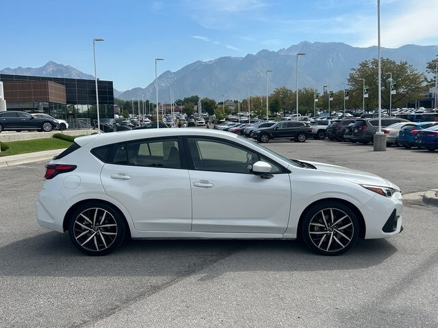2024 Subaru Impreza Sport photo 2