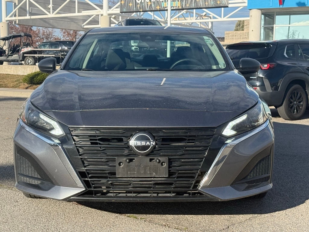 Used 2024 Nissan Altima 2.5 SV Sedan