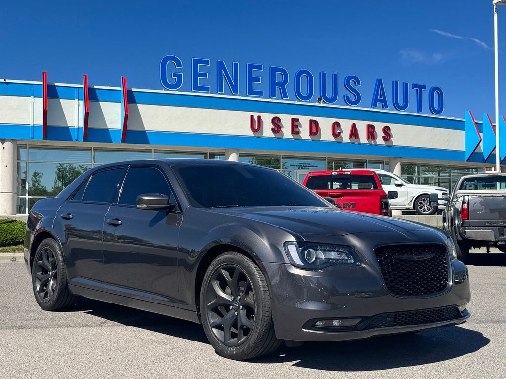 2021 Chrysler 300 S's photo
