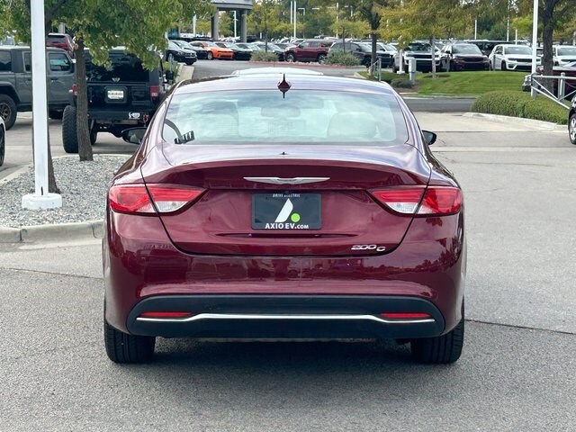 2015 Chrysler 200 C photo 4