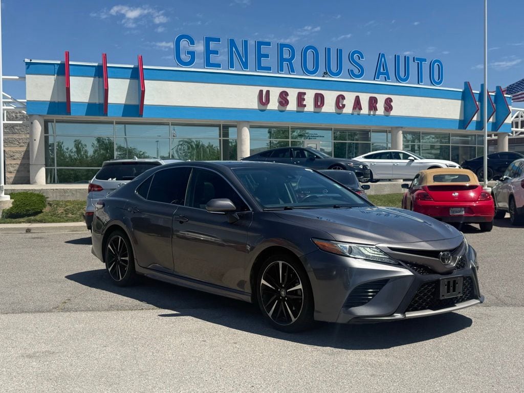 2019 Toyota Camry 2.5 Auto XSE's photo